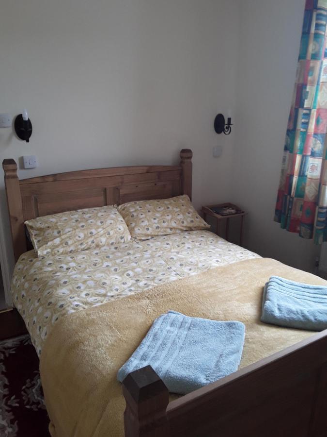 Sharlands Farm Bed And Breakfast Bude Exterior photo