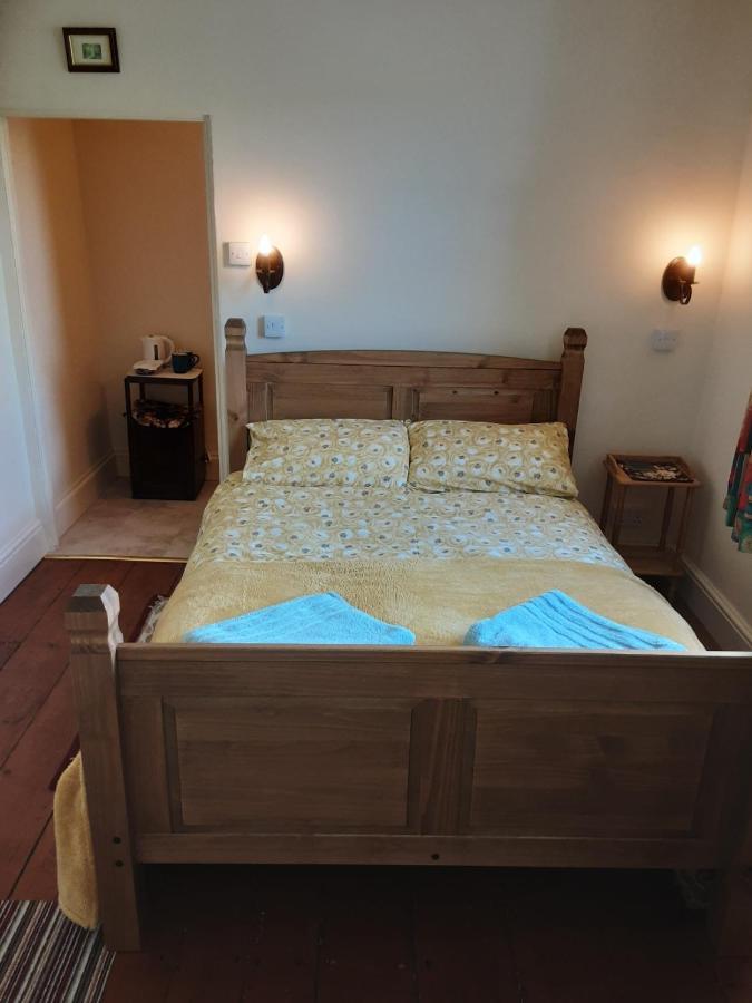 Sharlands Farm Bed And Breakfast Bude Exterior photo